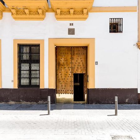 Apartamentos Rg, San Vicente 22 セビリア エクステリア 写真