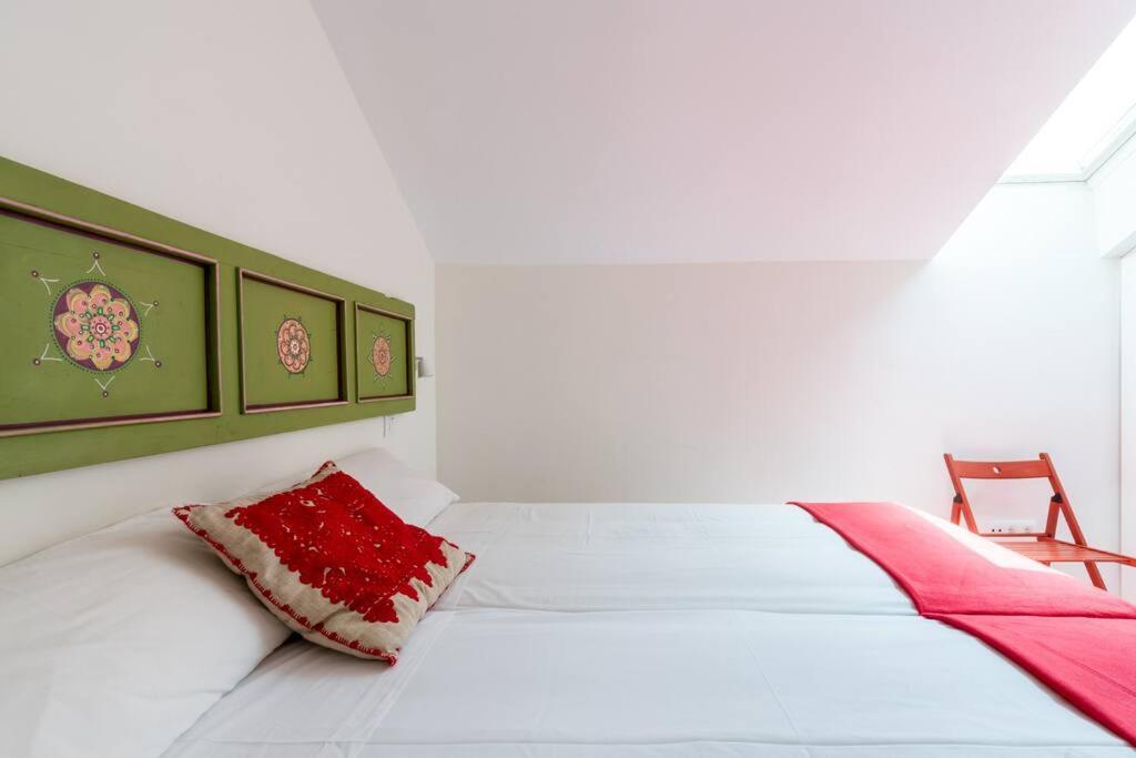 Apartamentos Rg, San Vicente 22 セビリア エクステリア 写真
