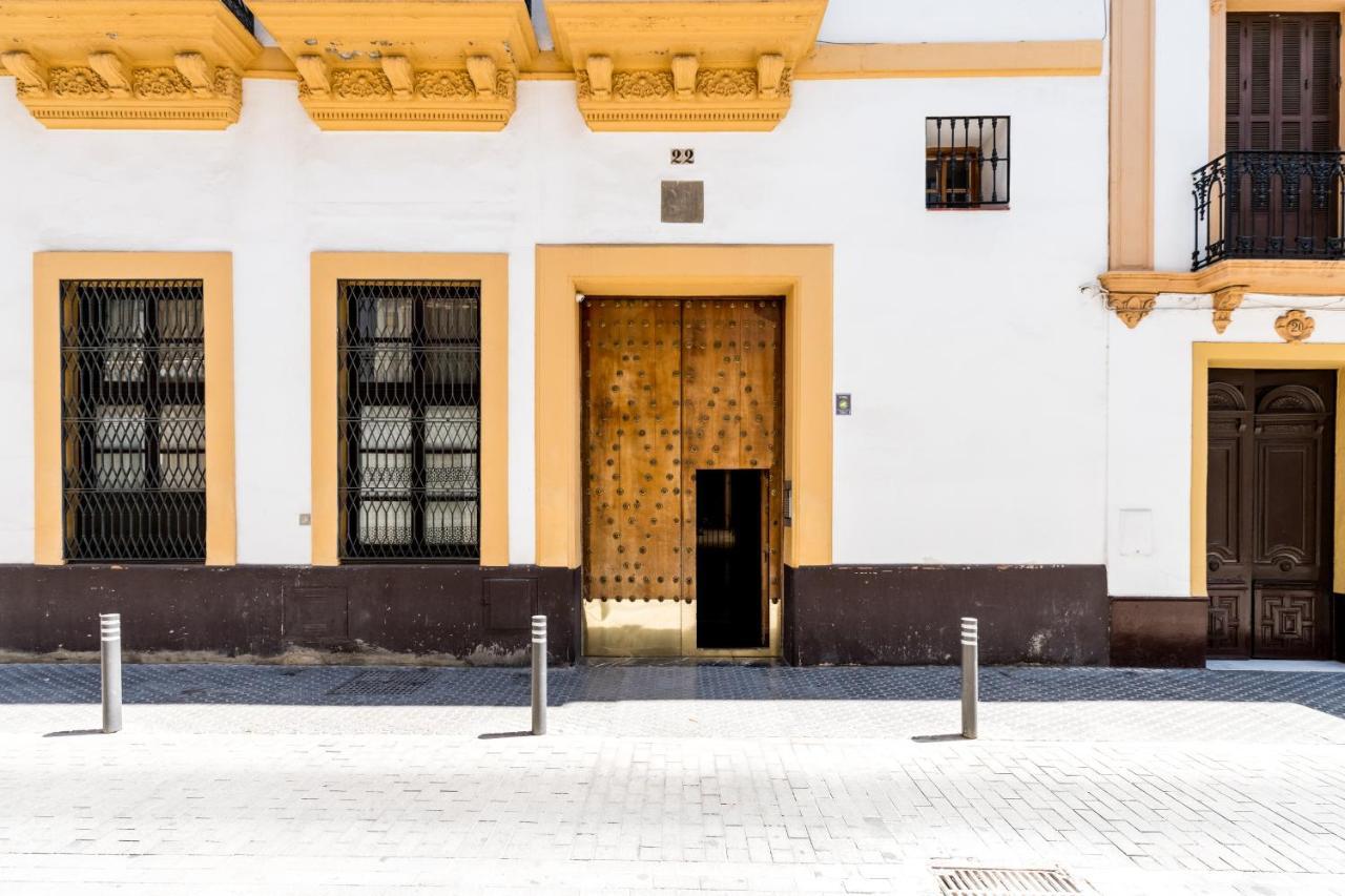 Apartamentos Rg, San Vicente 22 セビリア エクステリア 写真